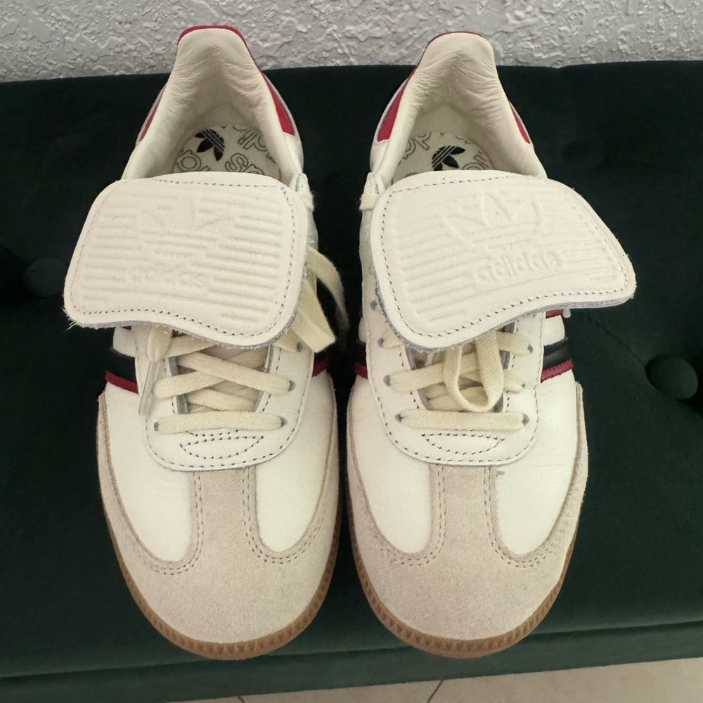 ✨ Adidas Samba OG – Women’s Size 6.5 - Men’s size 5.5✨